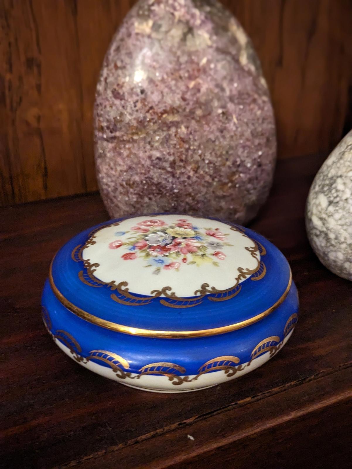 Limoge porcelain round trinket box.