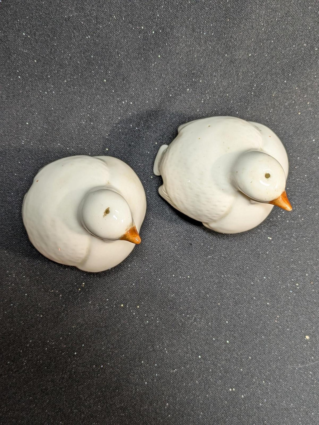 Two Turtle Doves, salt & pepper shakers.  Ceramic. Vintage