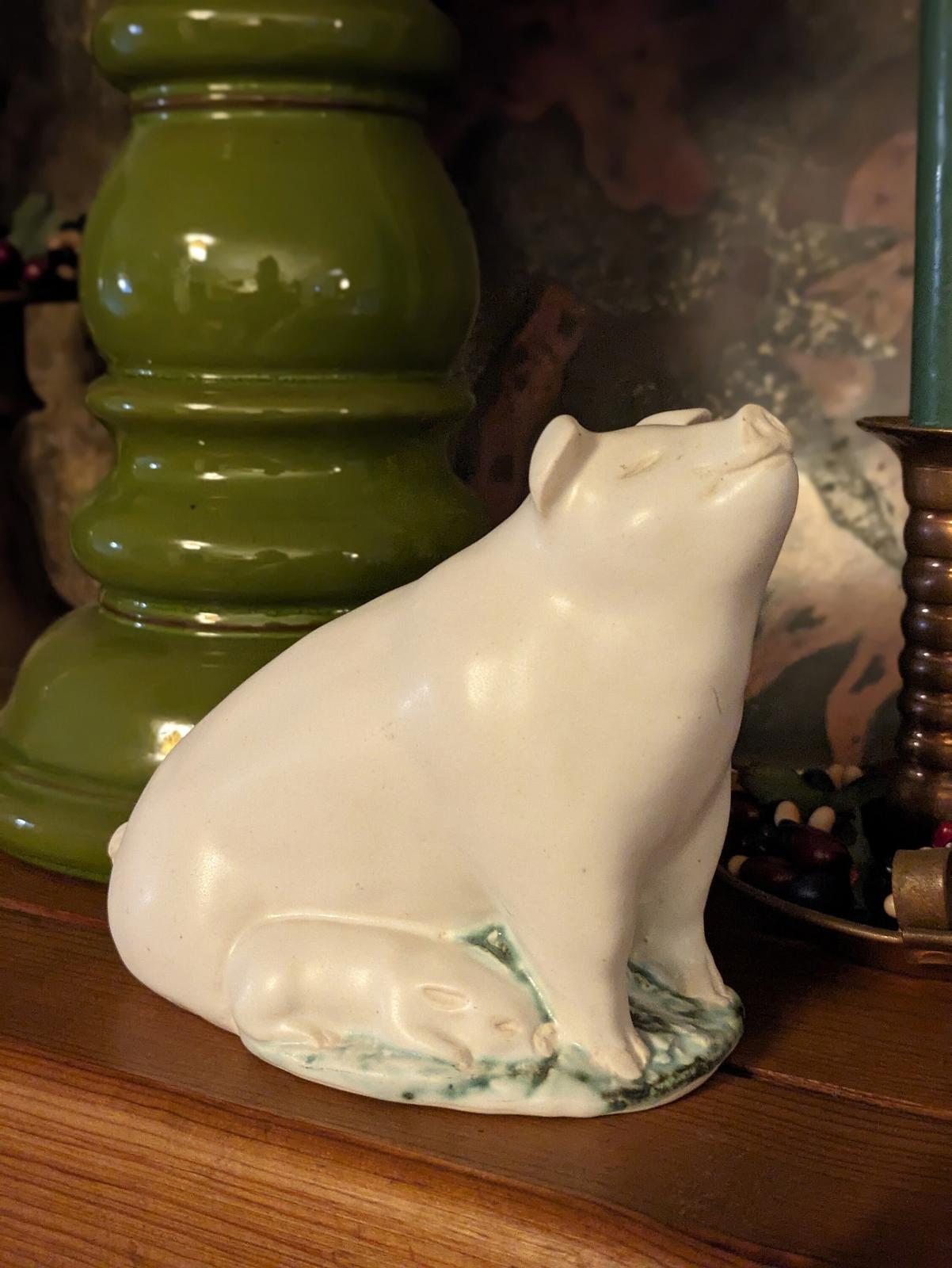 Andersen design studio, mother pig with piglet figurine