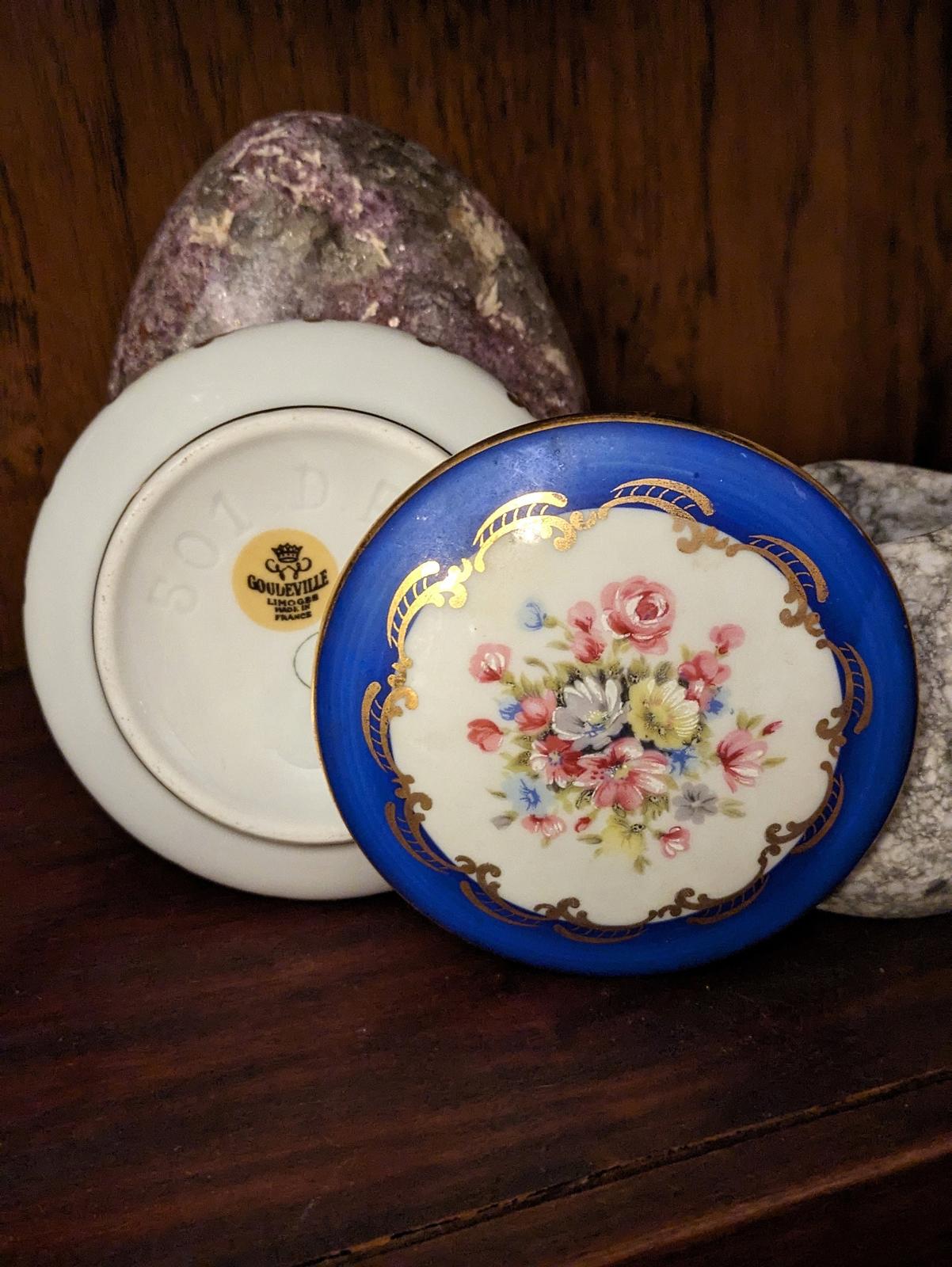 Limoge porcelain round trinket box.