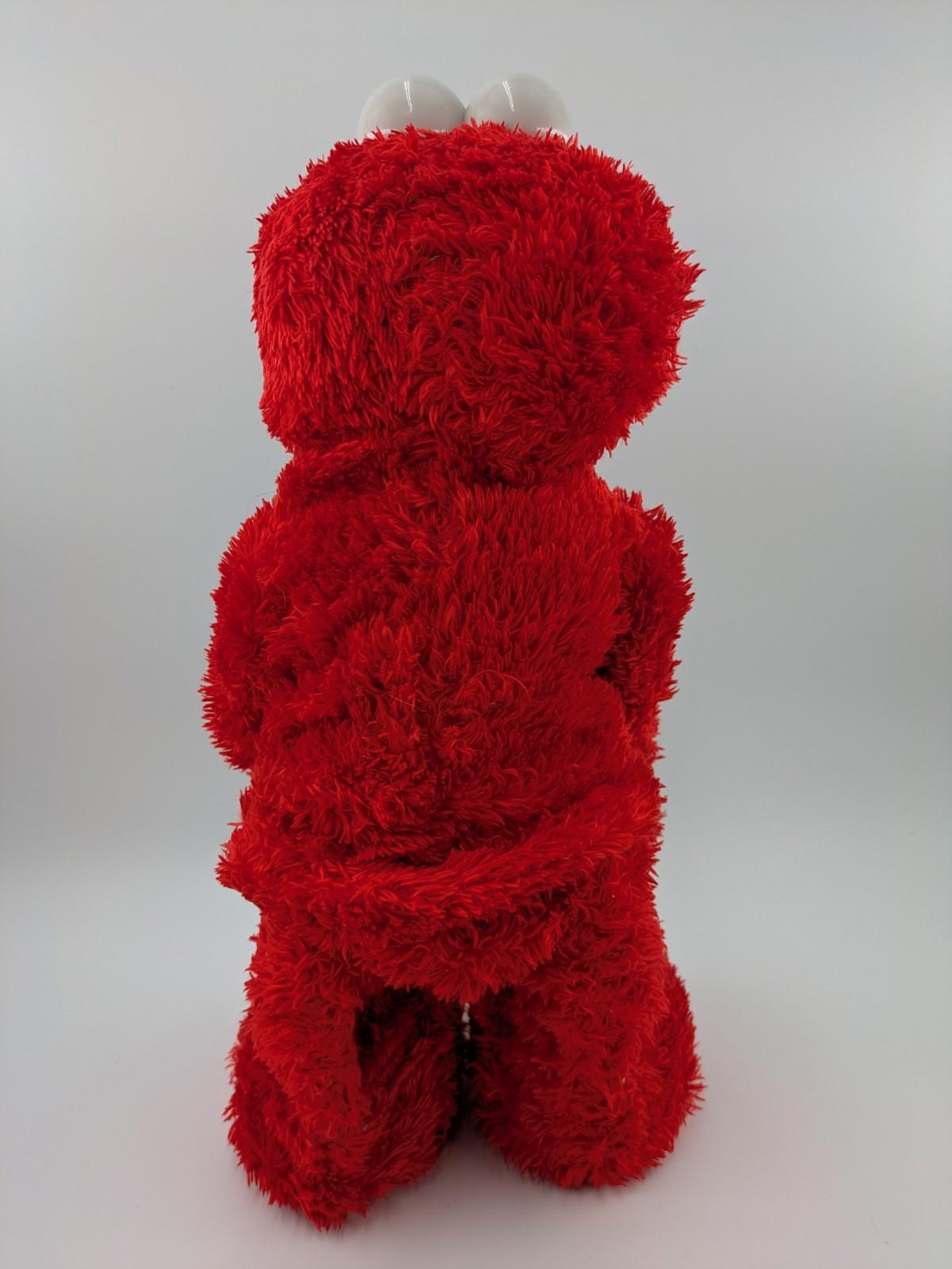 2005 Mattel TMX Tickle Me Elmo - Tested
